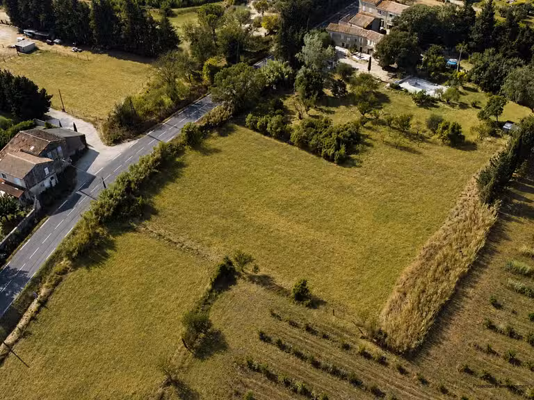 Maison Montfrin - 4 chambres - 306m²