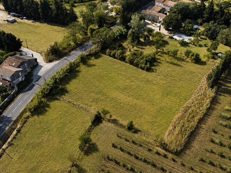 Maison Montfrin - 4 chambres - 306m²