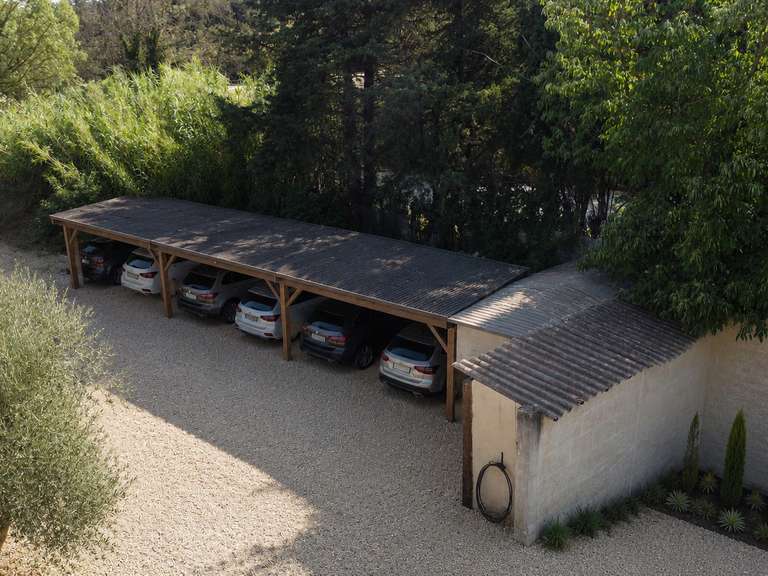 Maison Montfrin - 4 chambres - 306m²