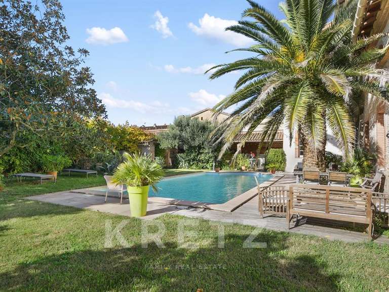 Maison Montgiscard - 12 chambres - 790m²