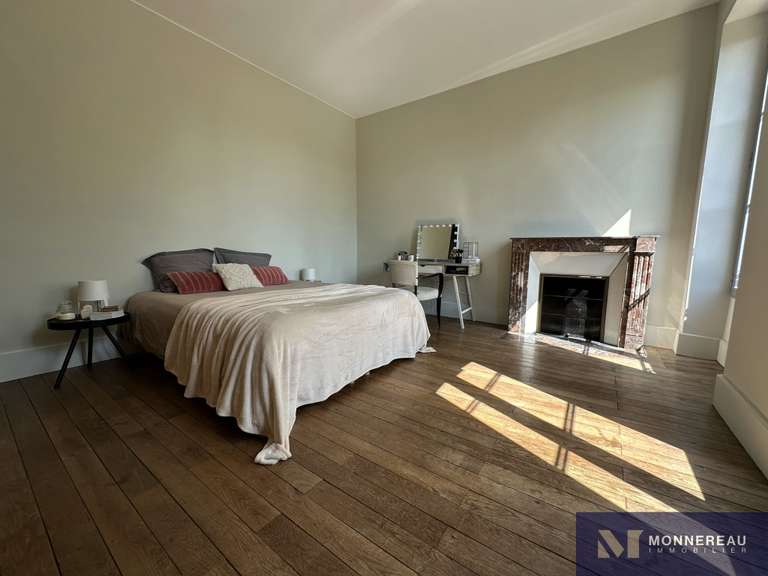 Maison Montguyon - 5 chambres - 262m²