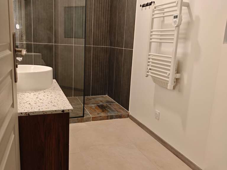 Maison Montguyon - 5 chambres - 262m²