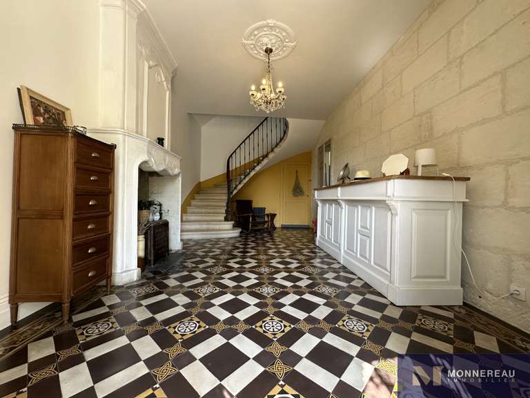 Maison Montguyon - 5 chambres - 262m²