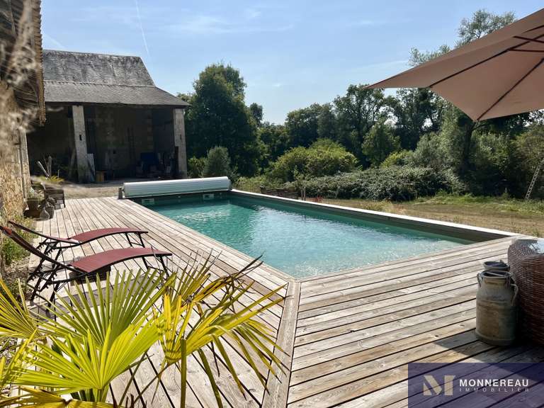 Maison Montguyon - 5 chambres - 262m²