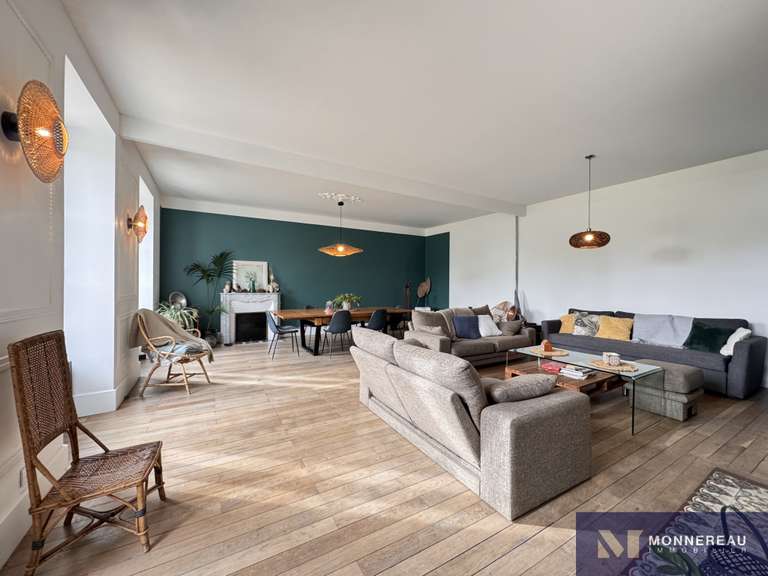 Maison Montguyon - 5 chambres - 262m²