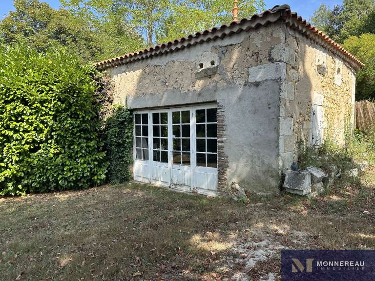 Maison Montguyon - 5 chambres - 262m²