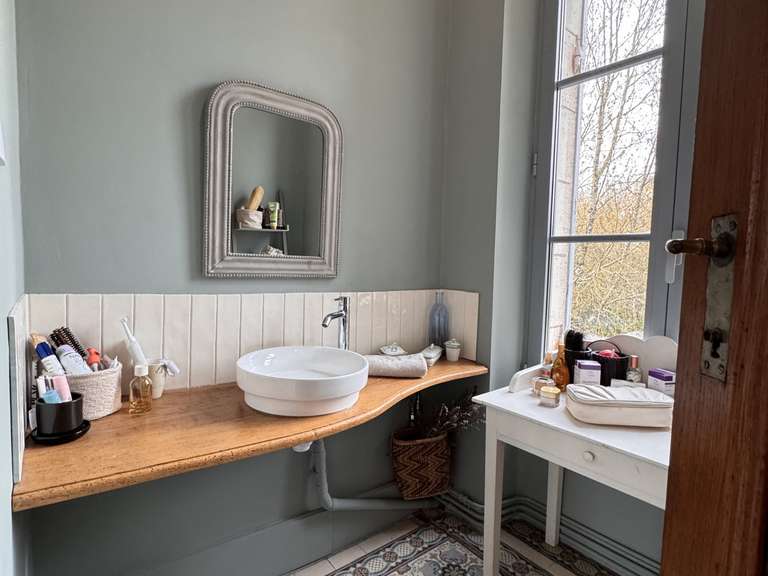 Maison Montguyon - 5 chambres - 262m²