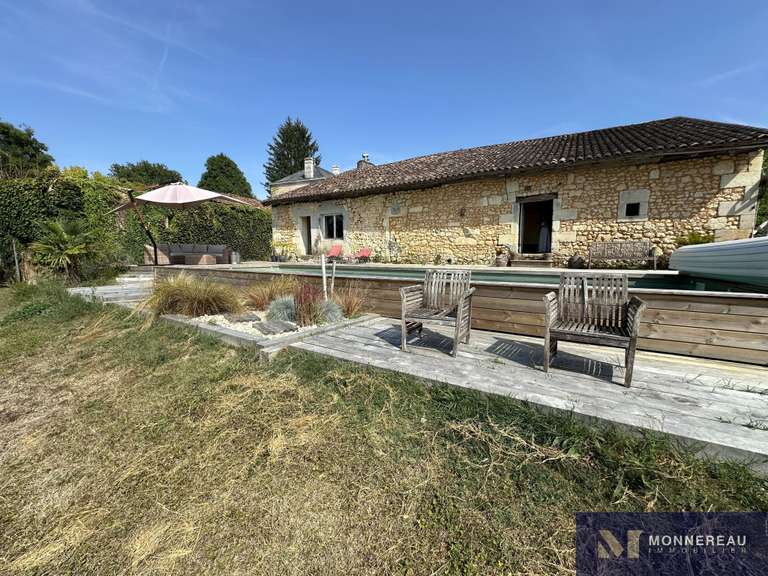 Maison Montguyon - 5 chambres - 262m²