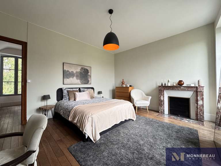 Maison Montguyon - 5 chambres - 262m²