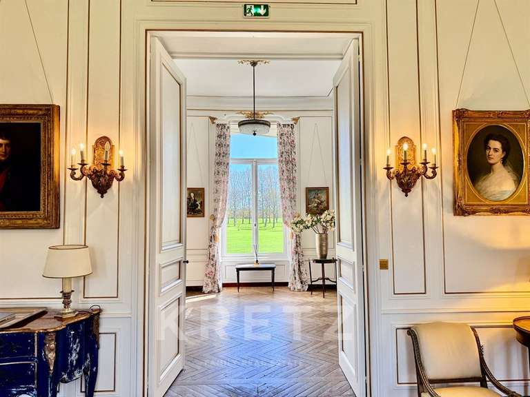 Castle Monthuchon - 16 bedrooms - 911m²