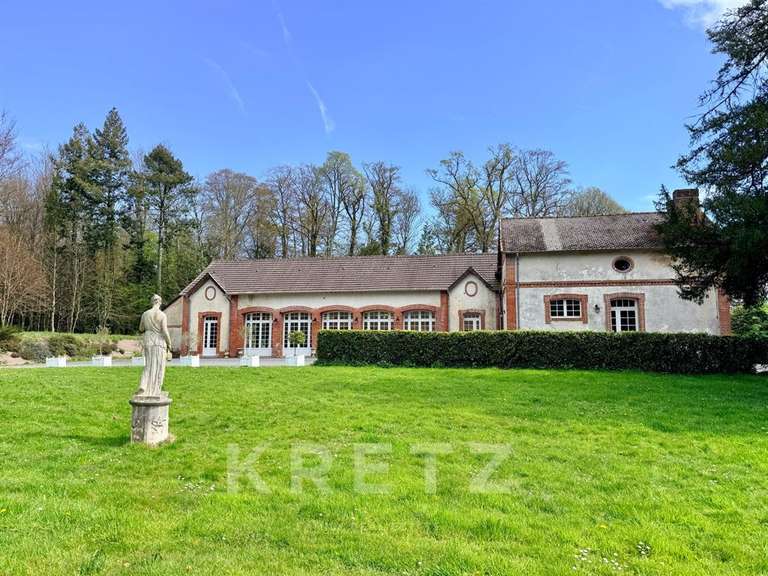 Château Monthuchon - 16 chambres - 911m²