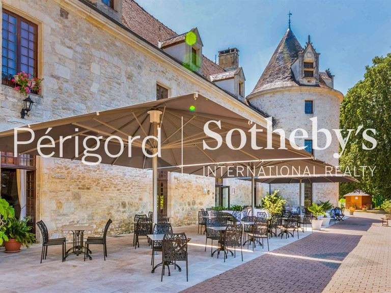 Château Montignac - 3370m²