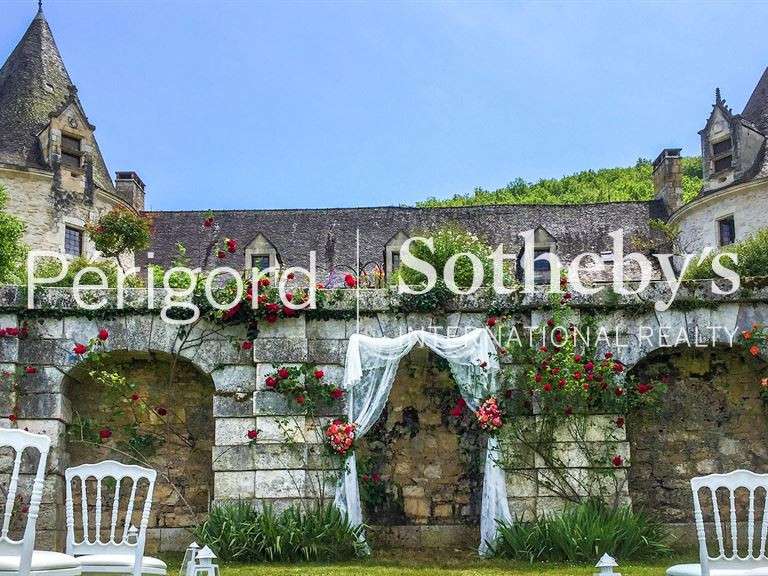 Castle Montignac - 3370m²