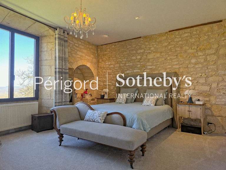 Château Montignac - 15 chambres - 532m²
