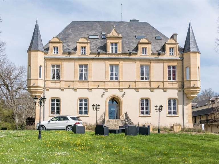 Château Montignac - 15 chambres - 1300m²