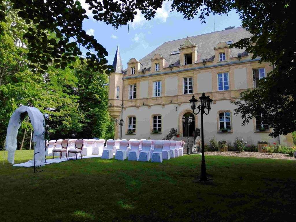 Castle Montignac