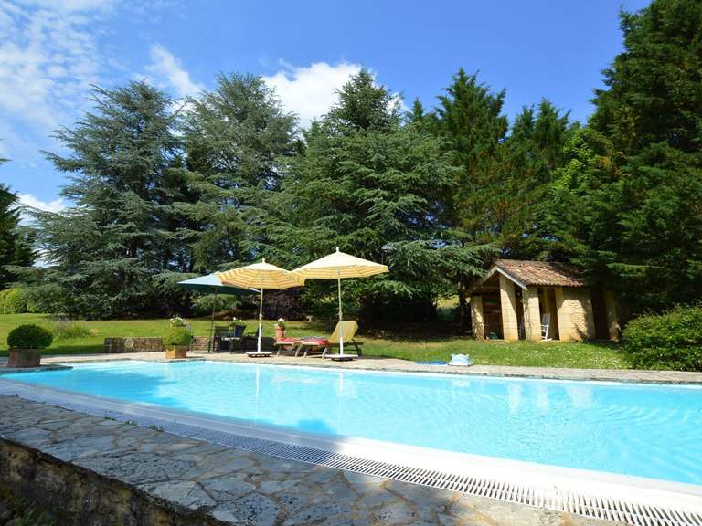 Propriété Montignac - 8 chambres - 287m²