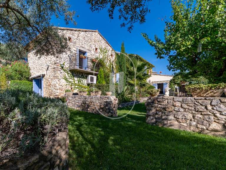 Maison Montignargues - 6 chambres - 210m²