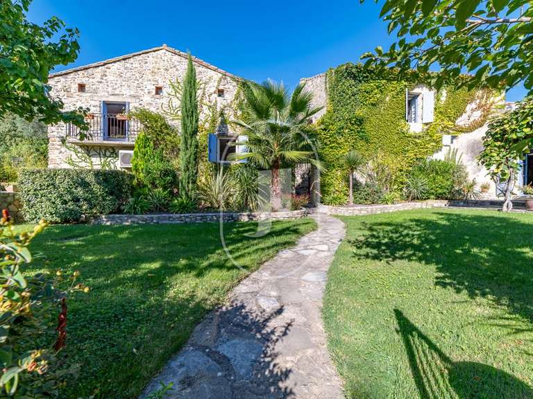 Maison Montignargues - 6 chambres - 210m²