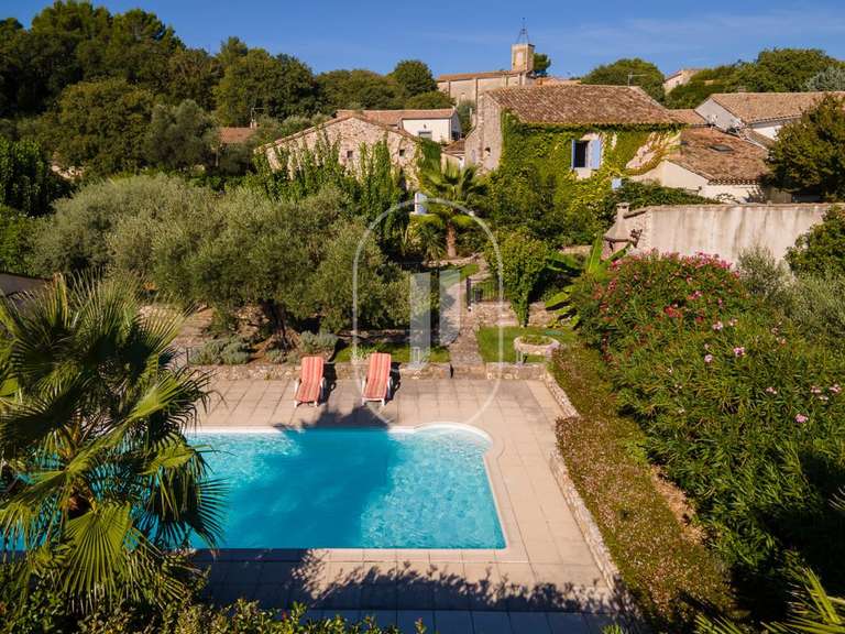 Maison Montignargues - 6 chambres - 210m²