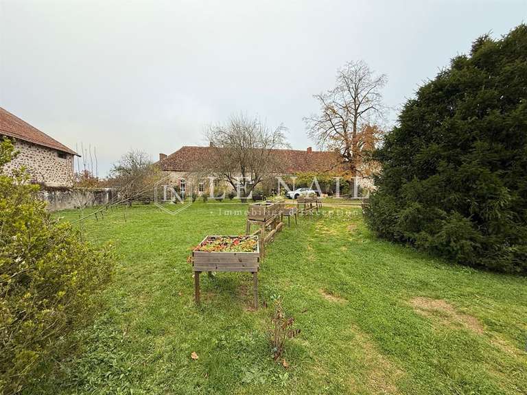 Château Montluçon - 2 chambres - 370m²