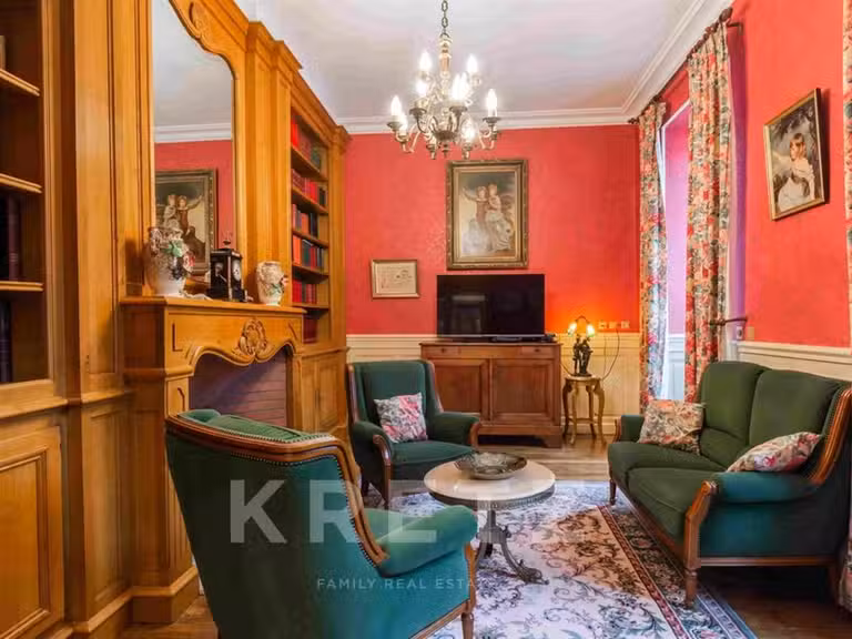 Château Montluçon - 10 chambres - 570m²
