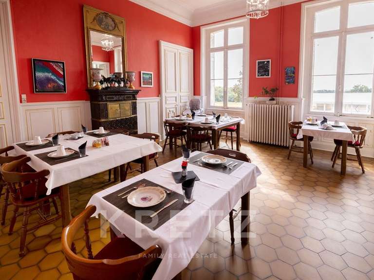 Château Montluçon - 24 chambres - 1390m²