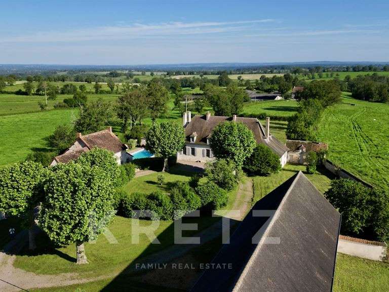 Maison Montluçon - 7 chambres - 320m²