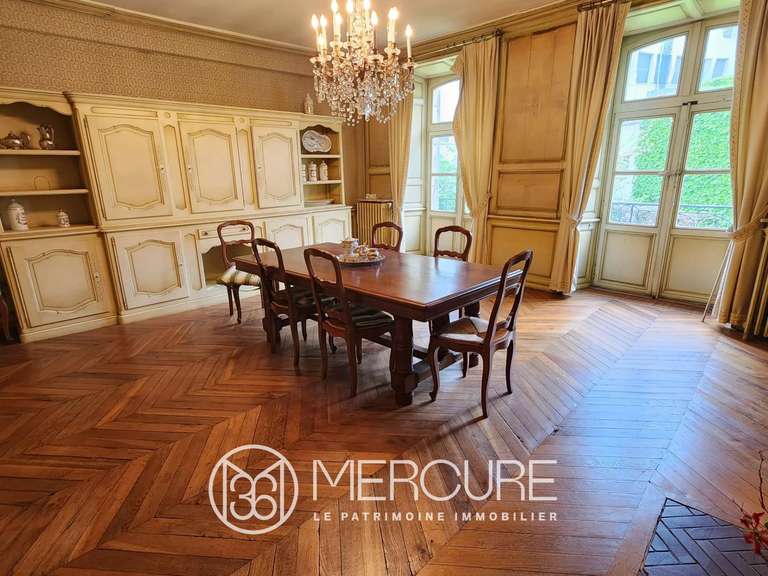 Maison Montluçon - 9 chambres - 558m²