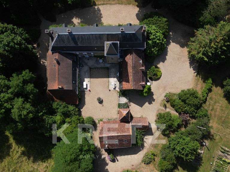 Manor Montluçon - 9 bedrooms - 575m²