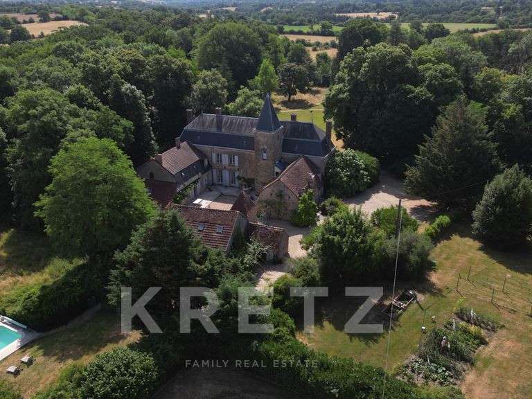 Manor Montluçon - 9 bedrooms - 575m²