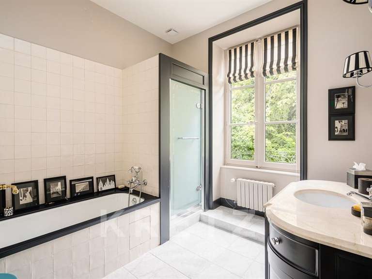 Château Montmerle-sur-Saône - 7 chambres - 1000m²
