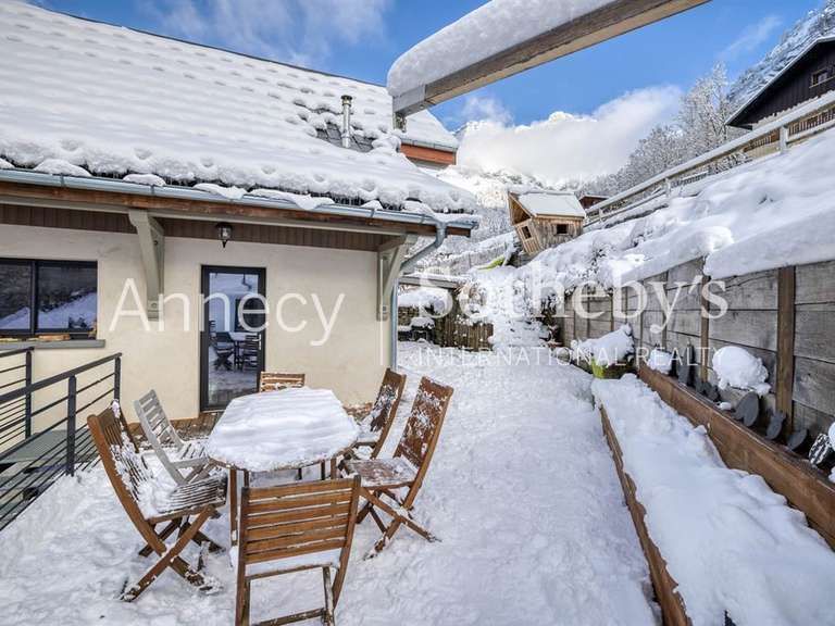 House Montmin - 4 bedrooms - 136m²