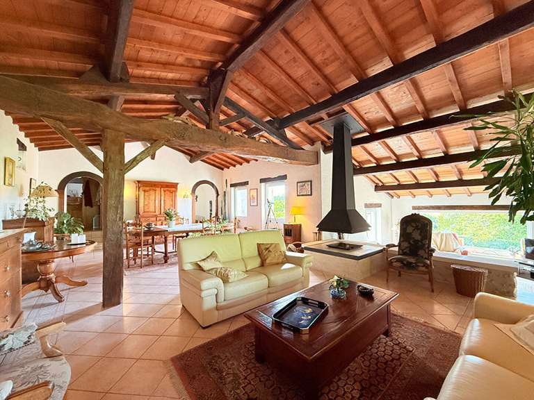 Maison Montmoreau - 4 chambres - 313m²