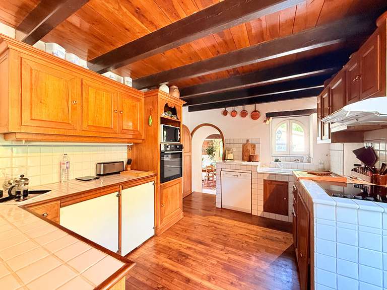 Maison Montmoreau - 4 chambres - 313m²