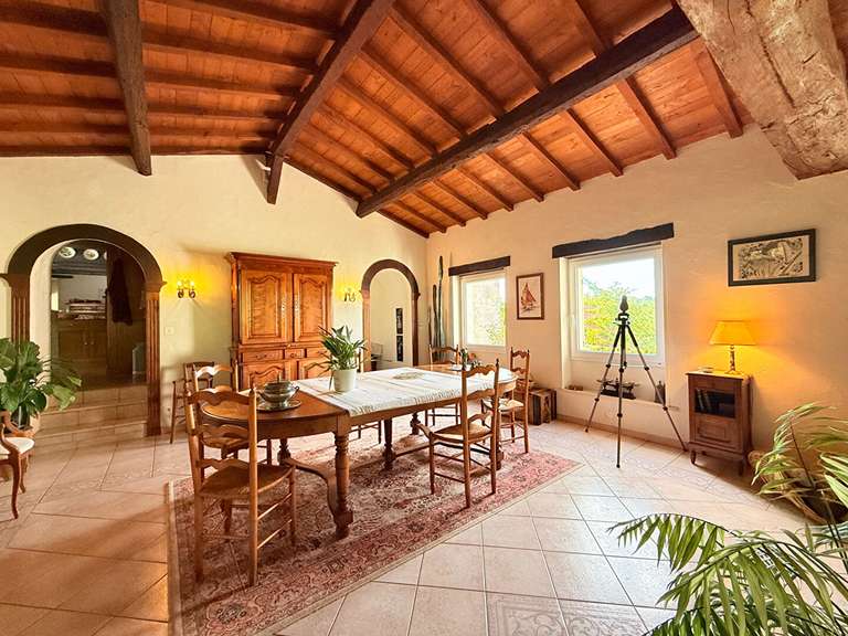 Maison Montmoreau - 4 chambres - 313m²