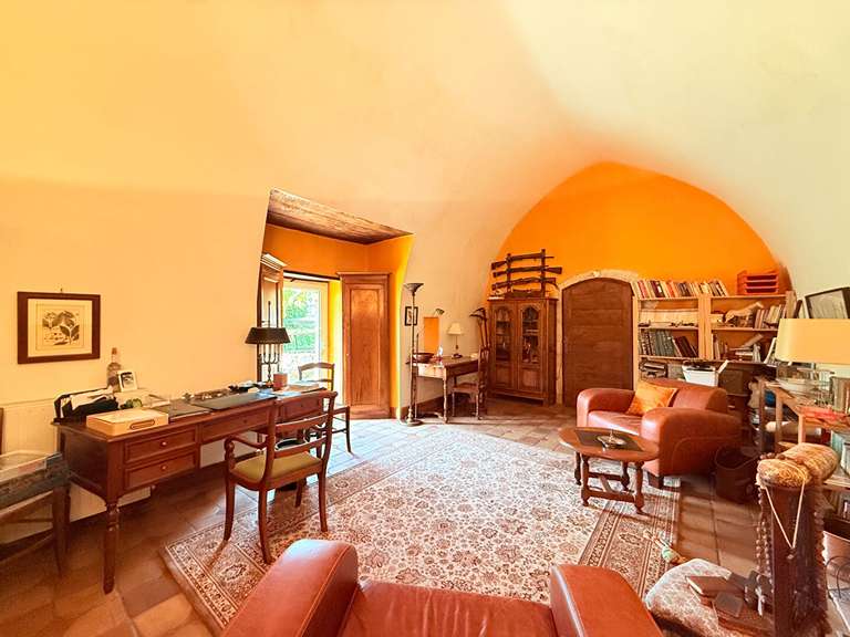 Maison Montmoreau - 4 chambres - 313m²