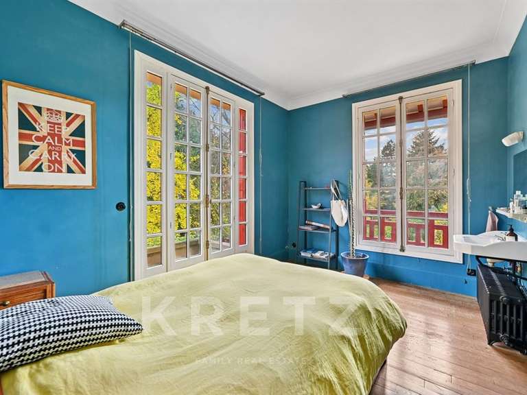 Maison Montmorency - 5 chambres - 214m²