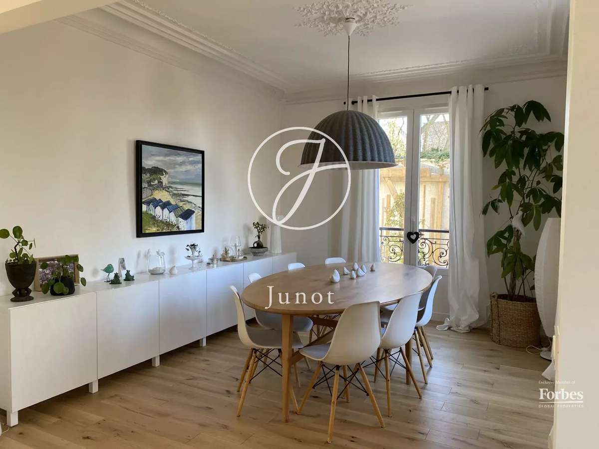 Maison Montmorency