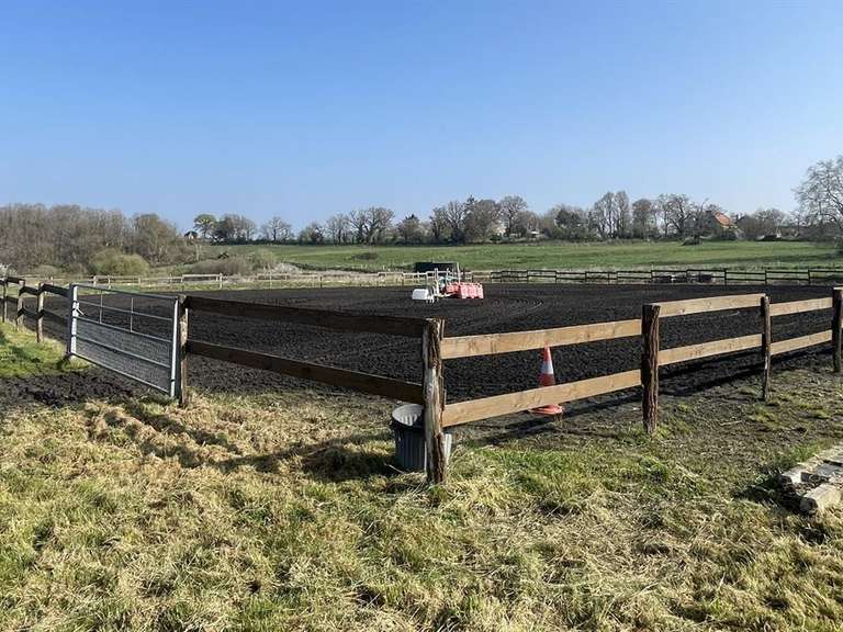 Maison Montmorillon - 5 chambres - 305m²