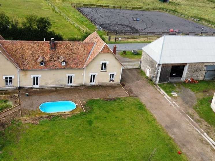 Maison Montmorillon - 5 chambres - 305m²