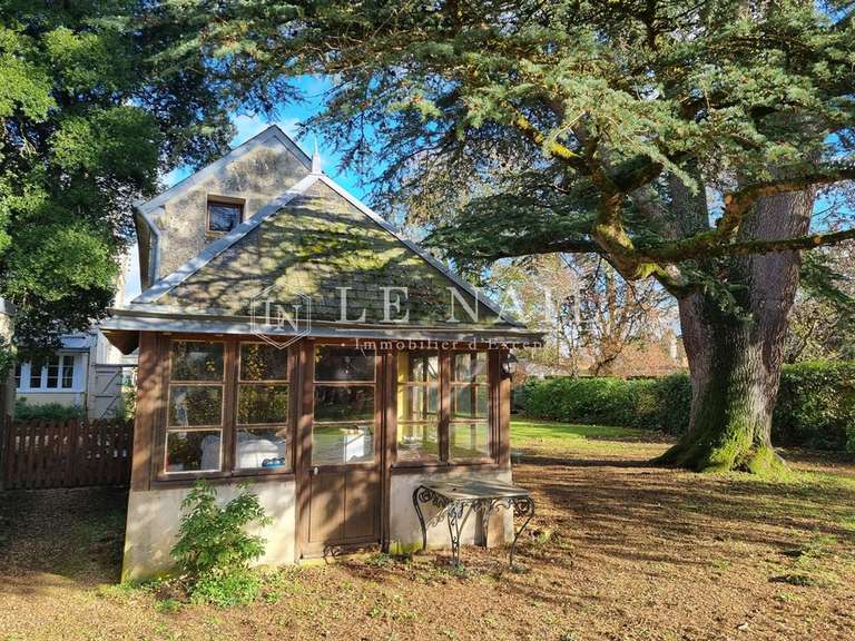 Maison Montoire-sur-le-Loir - 6 chambres - 222m²