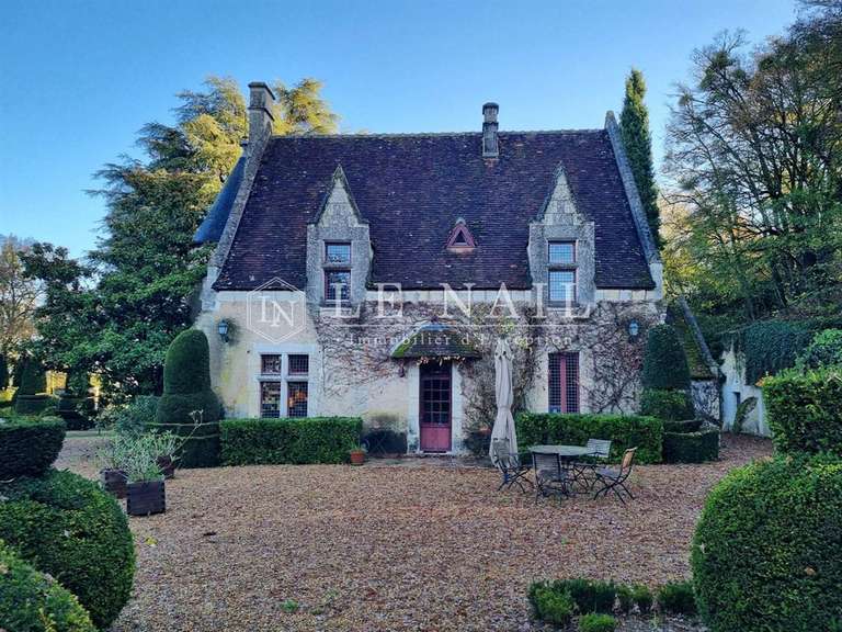 Manoir Montoire-sur-le-Loir - 3 chambres - 153m²