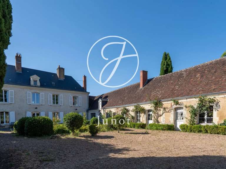 Propriété Montoire-sur-le-Loir - 4 chambres - 300m²