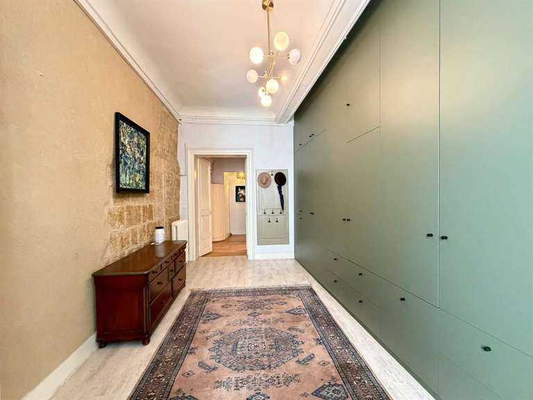 Apartment Montpellier - 3 bedrooms - 169m²