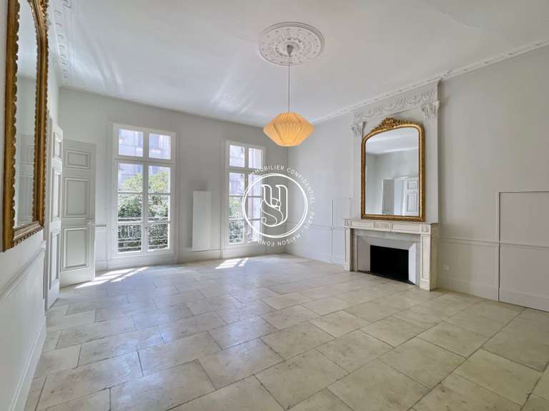 Apartment Montpellier - 3 bedrooms - 190m²