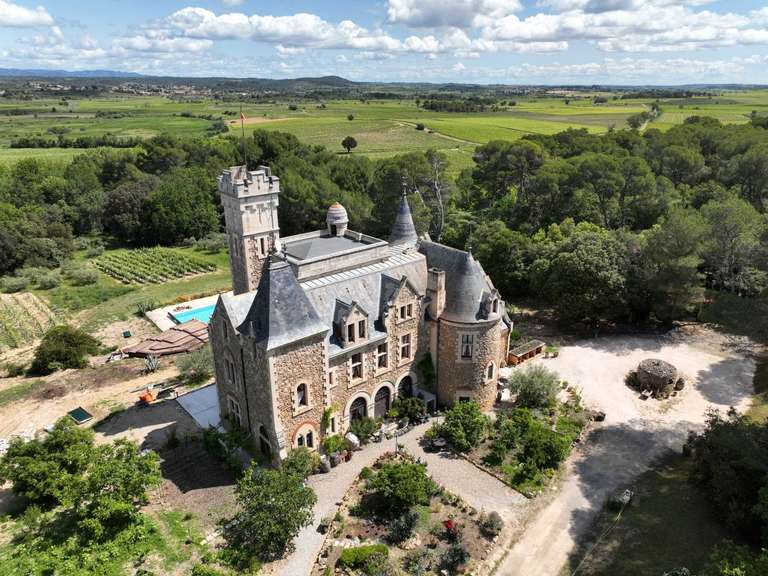 Castle Montpellier - 10 bedrooms - 573m²