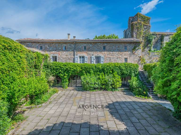 Castle Montpellier - 20 bedrooms - 1560m²