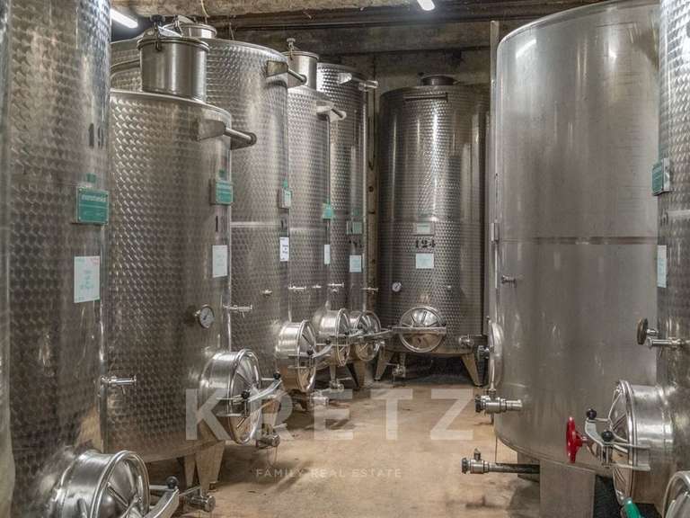 Domaine viticole Montpellier - 24 chambres - 1400m²