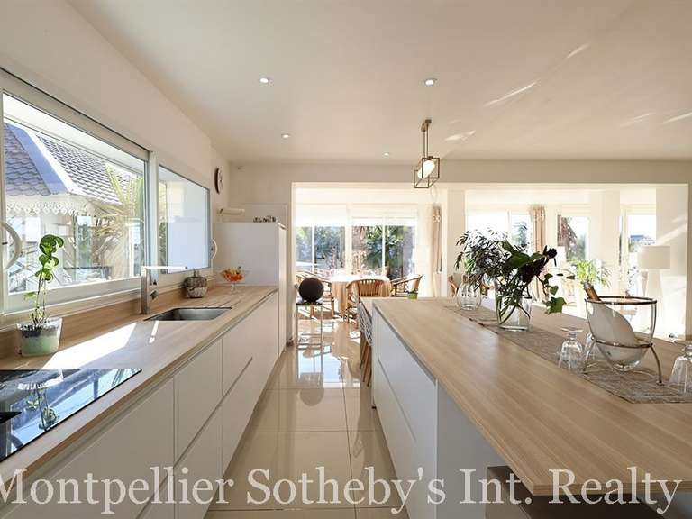 Maison Montpellier - 8 chambres - 283m²